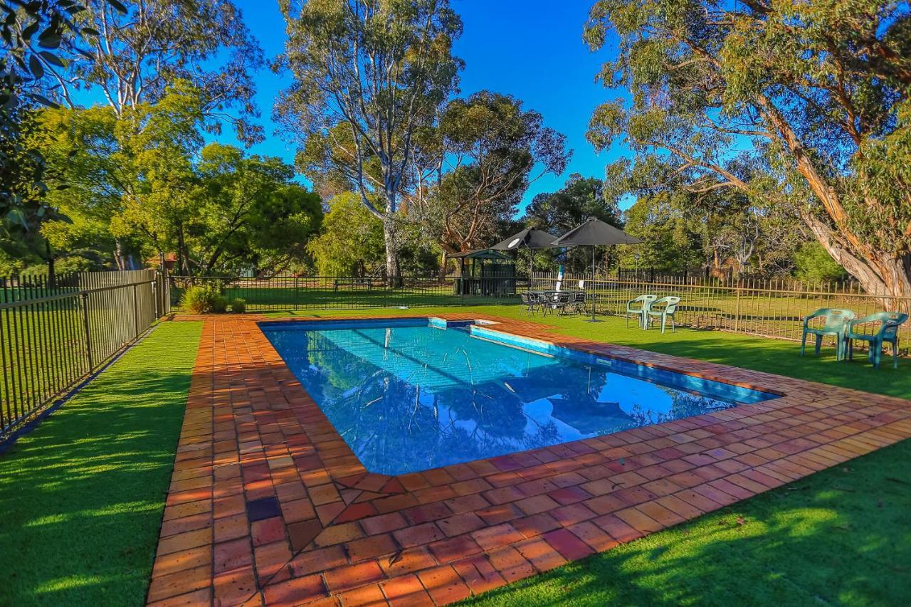 Mountain View Motor Inn & Holiday Lodges Halls Gap Kültér fotó